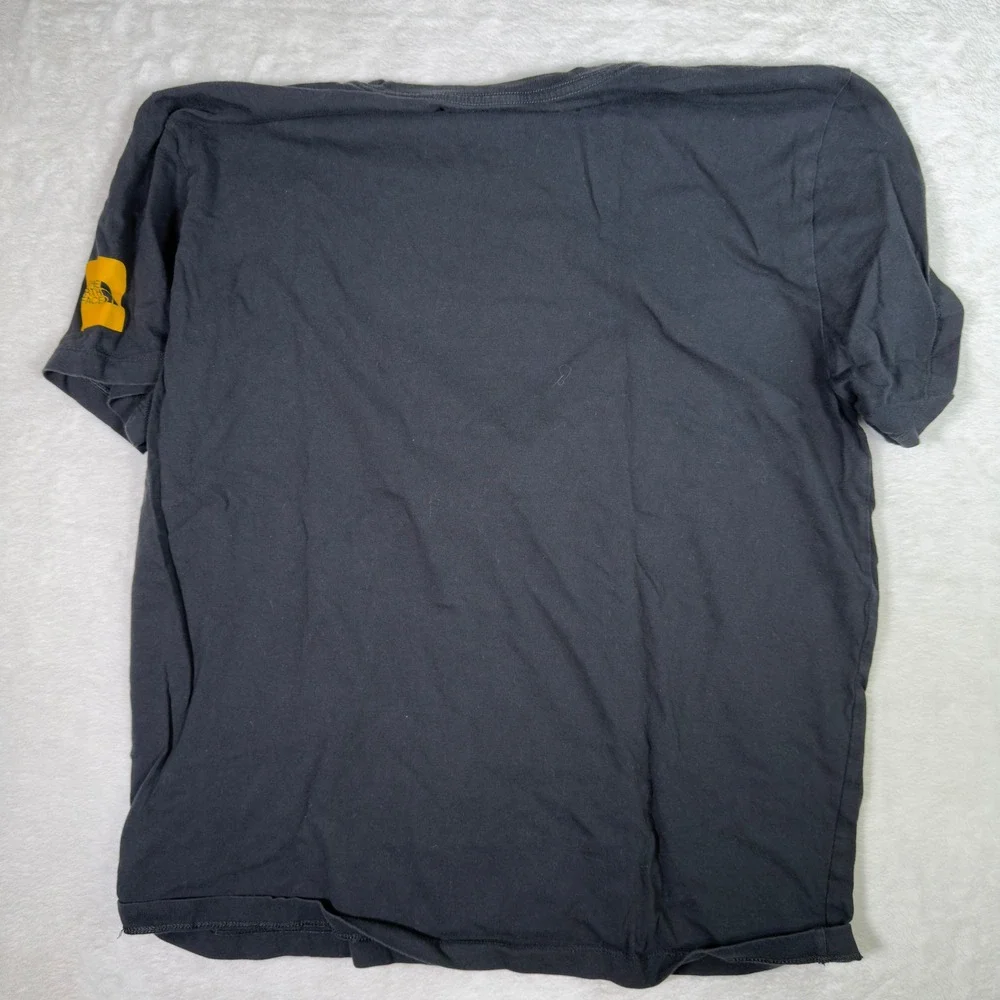 The North Face Mens T Shirt Black Short Sleeve Never Stop Exploring Graphic L‎